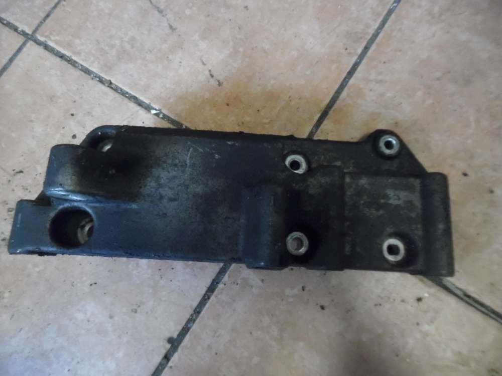 Volvo 850 2,5L Trger Aggregatetrger 1397738 