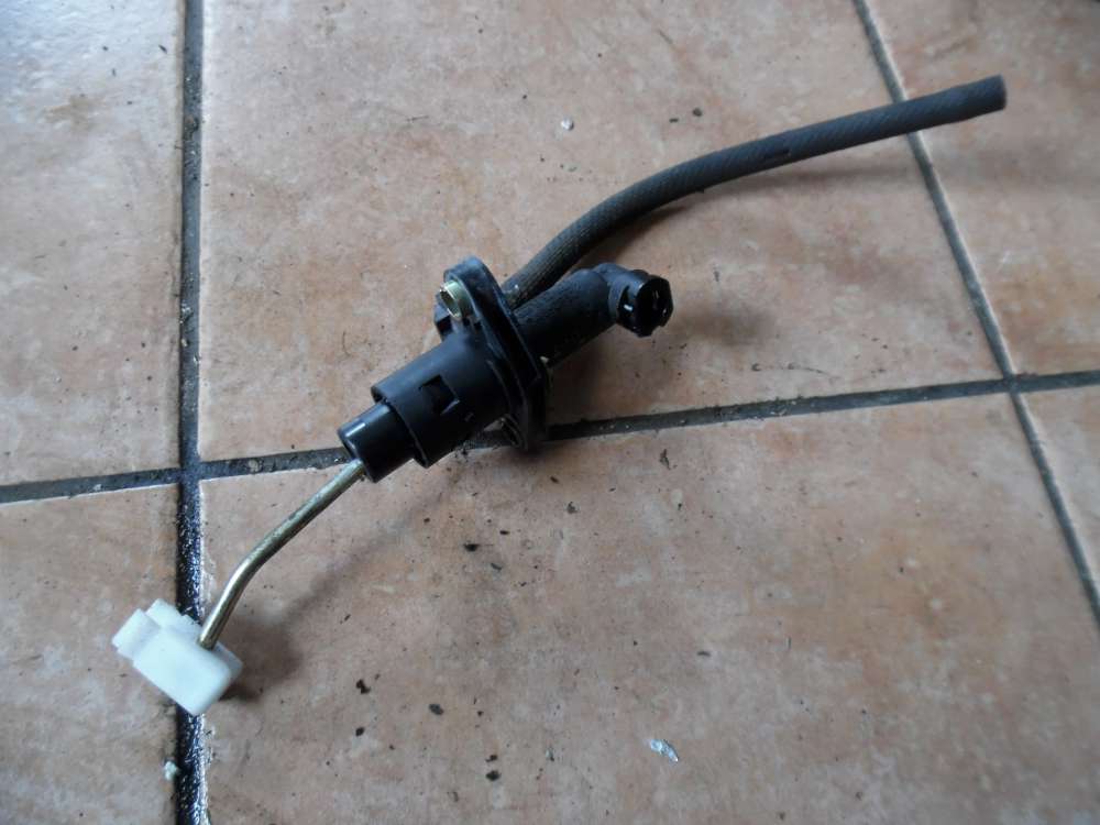 VW Polo 9N Kupplungszylinder Geberzylinder 6Q0721388 