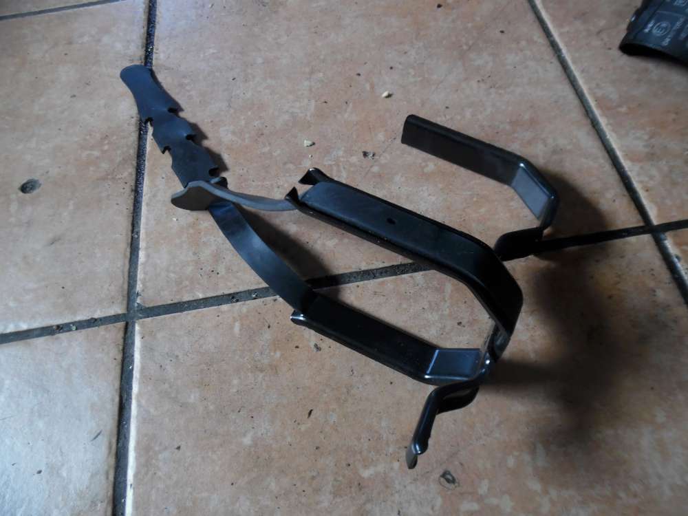 VW Polo 9N Halter Verbandskasten