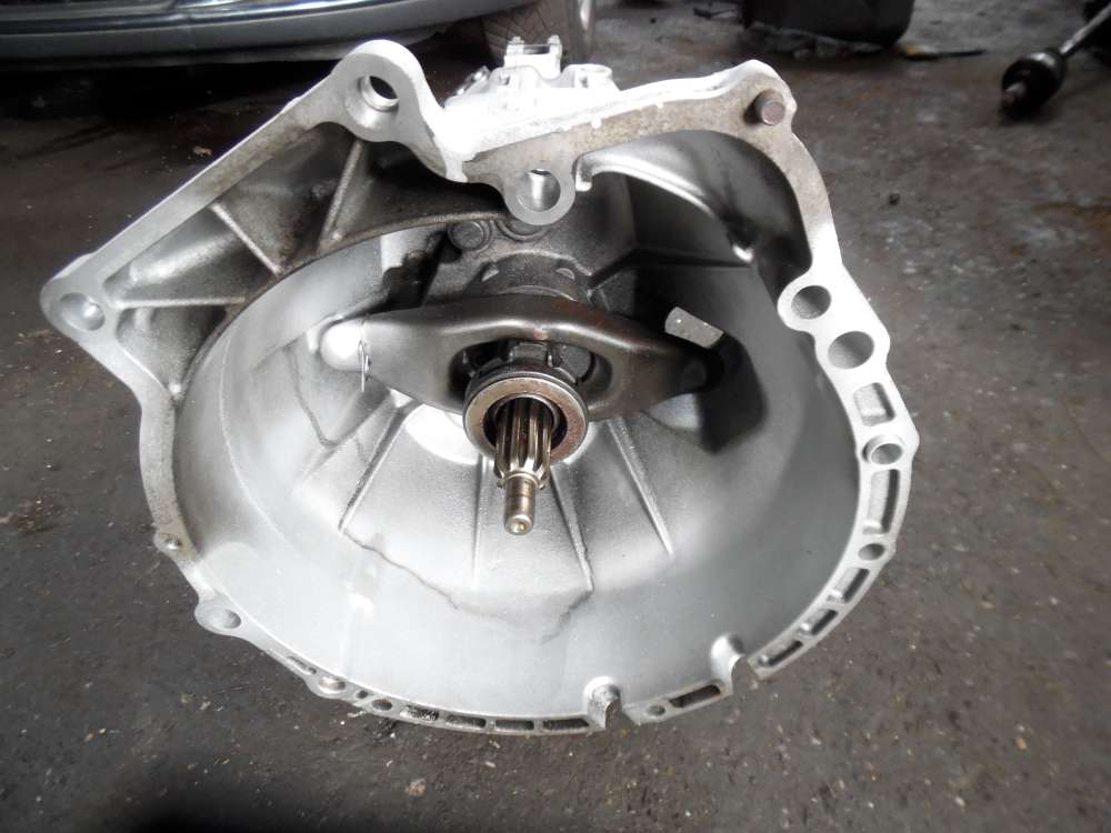 BMW 3er E46 Getriebe Schaltgetriebe 5-gang 1434404 220.0 0664 90