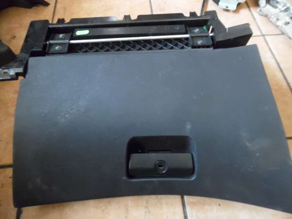 BMW 3er E46 Handschuhfach 8203822