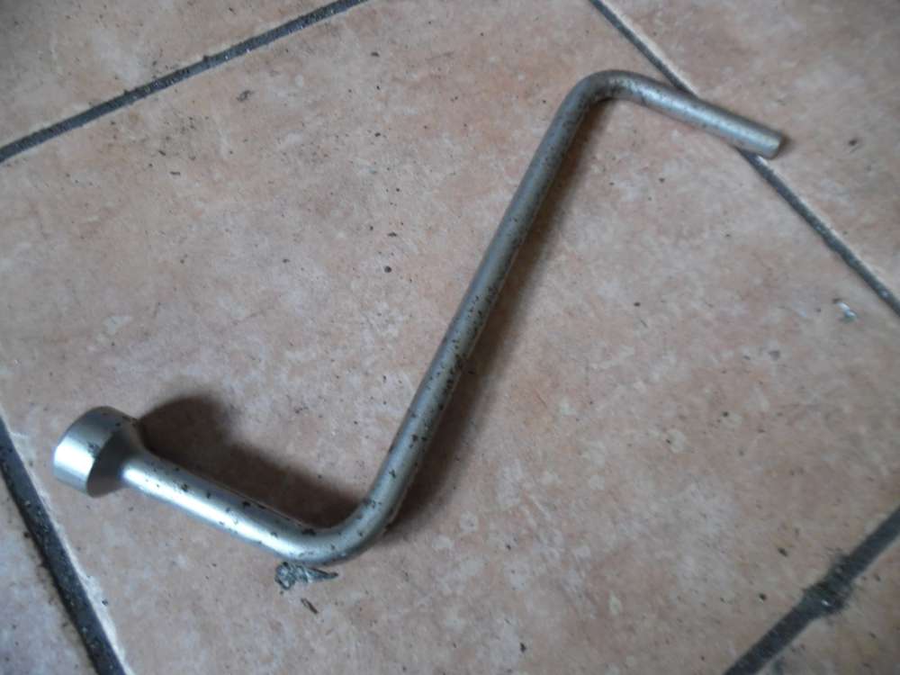 BMW 3er E46 Radschlssel 