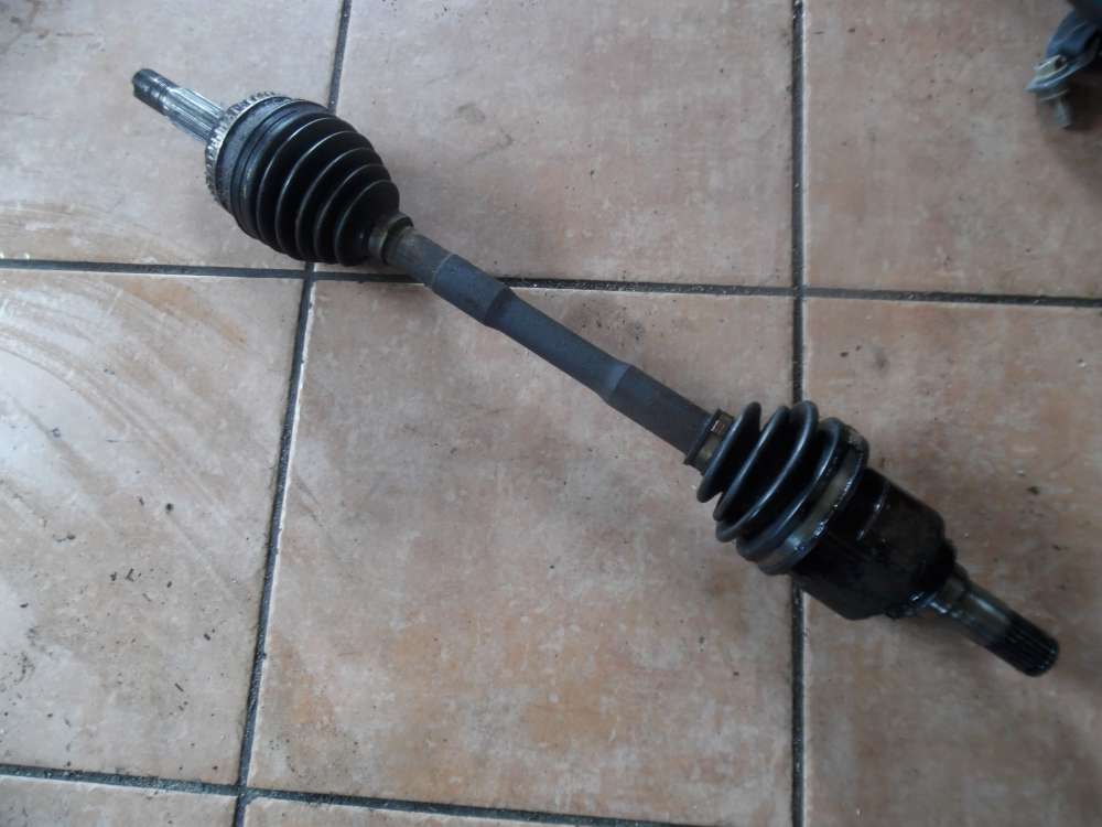 Toyota Yaris Verso Antriebswelle Vorne Links