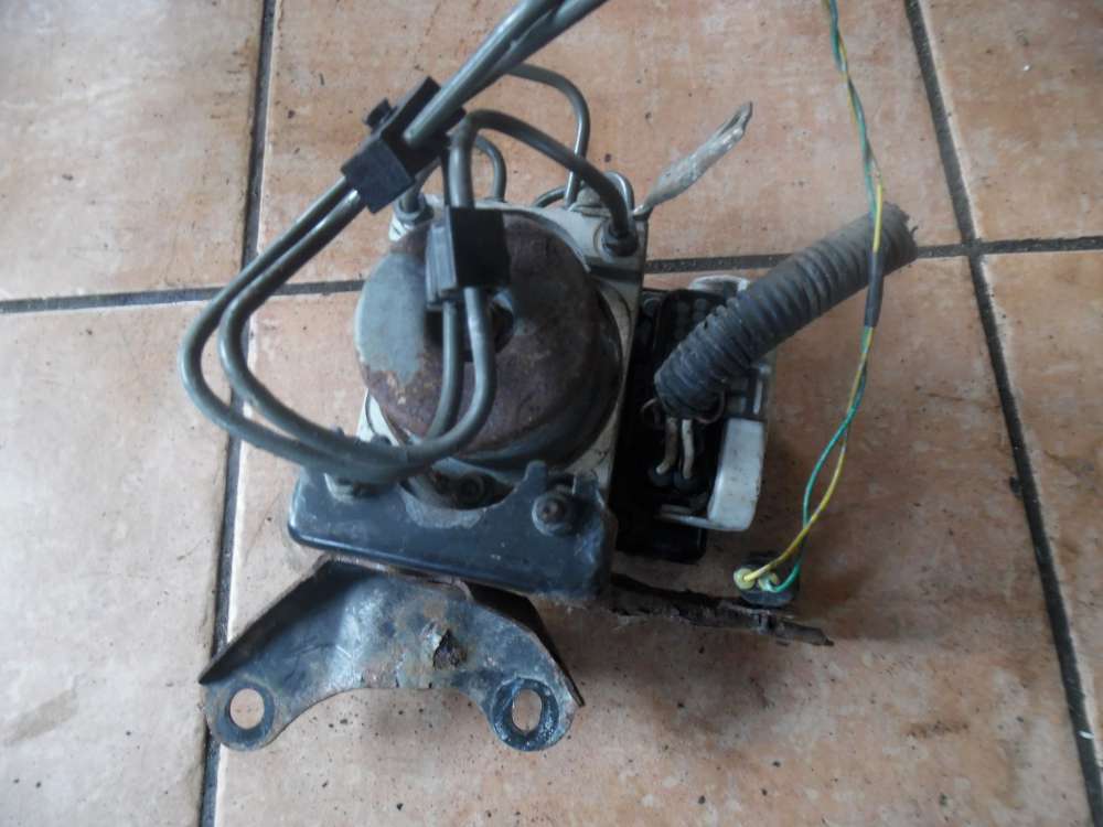 Toyota Yaris Verso ABS Steuergert Hydraulik 89541-52110