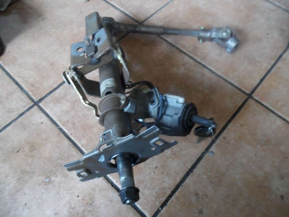 Toyota Yaris Verso Lenksule Zndschloss mit Schlssel 89783-52010