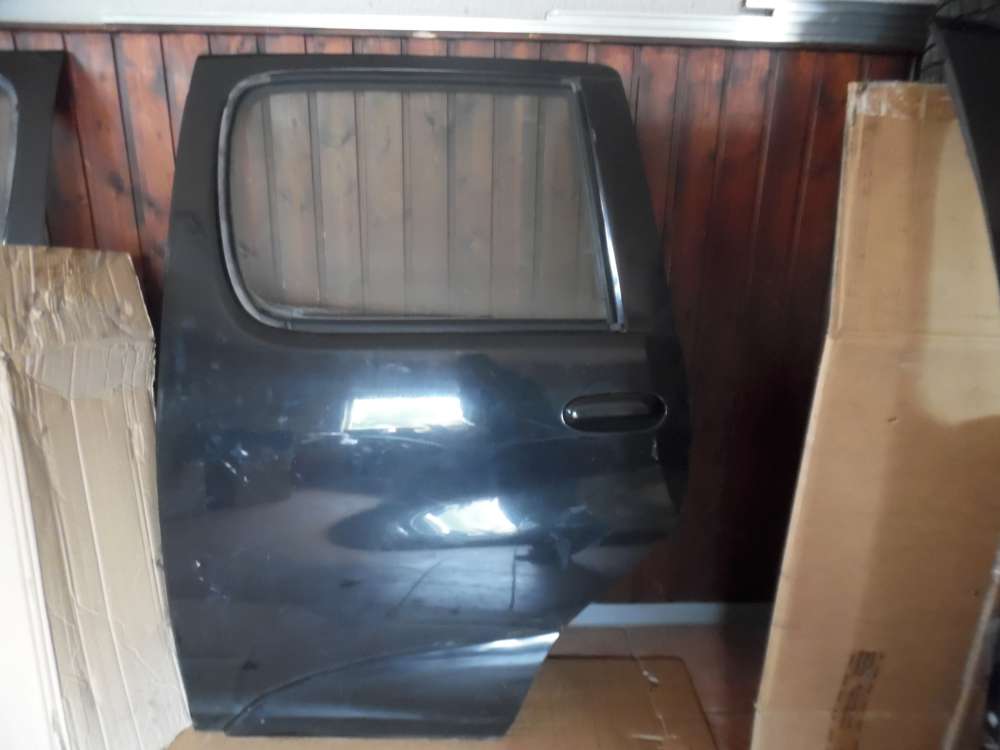 Toyota Yaris Verso Tr Hinten Links Schwarz : 209