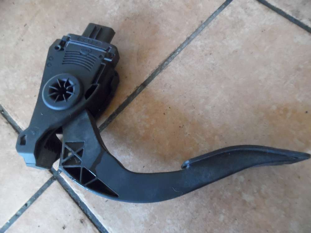 Audi A6 4G Gaspedal Pedal 8K1723523A