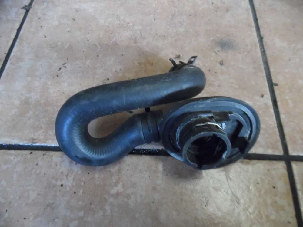 Mercedes-Benz E-Klasse W212 Wrmebertrager Khlerschlauch A2128300396