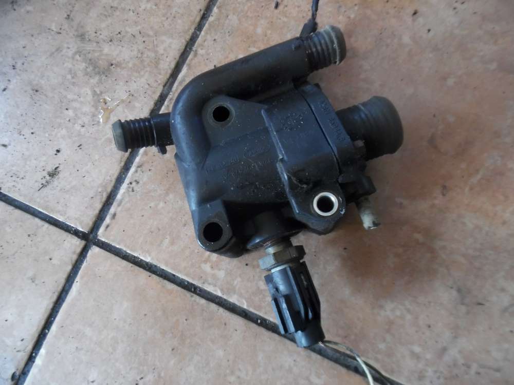 Ford Mondeo II 1,6i Thermostatgeh�use 928M8594A 