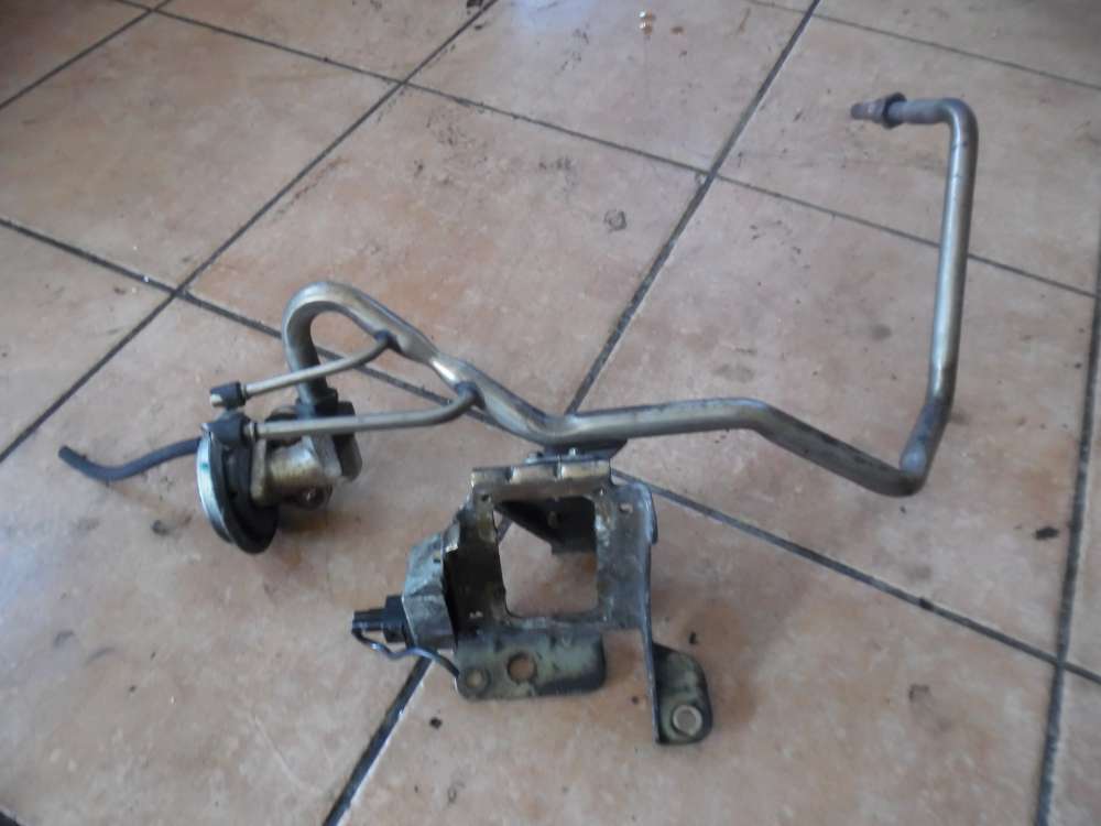 Ford Mondeo II 1,6i AGR-Ventil Abgasr�ckf�hrung 938F-9D475-AC