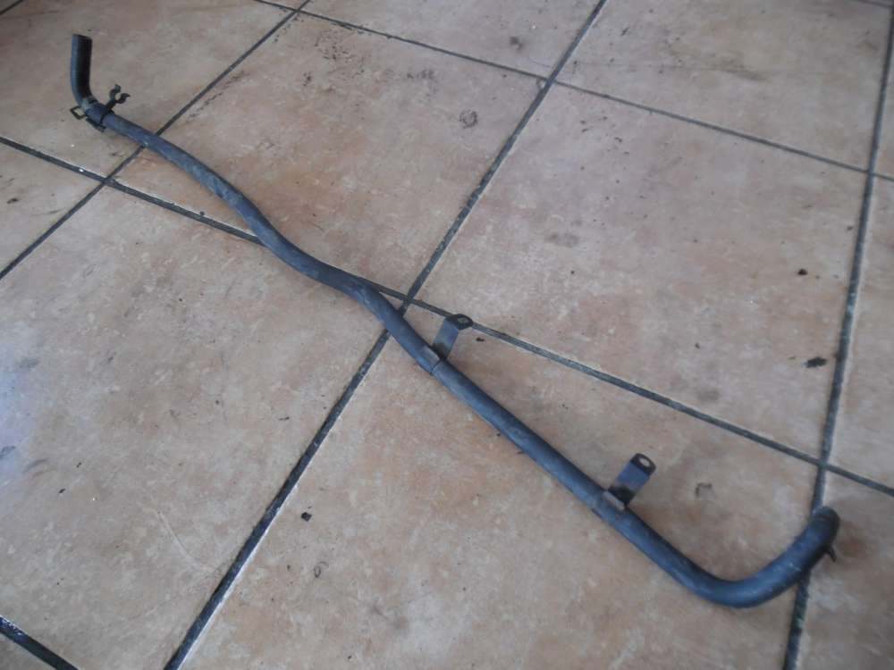 Ford Mondeo II 1,6i K�hlwasserschlauch 93BB8C012