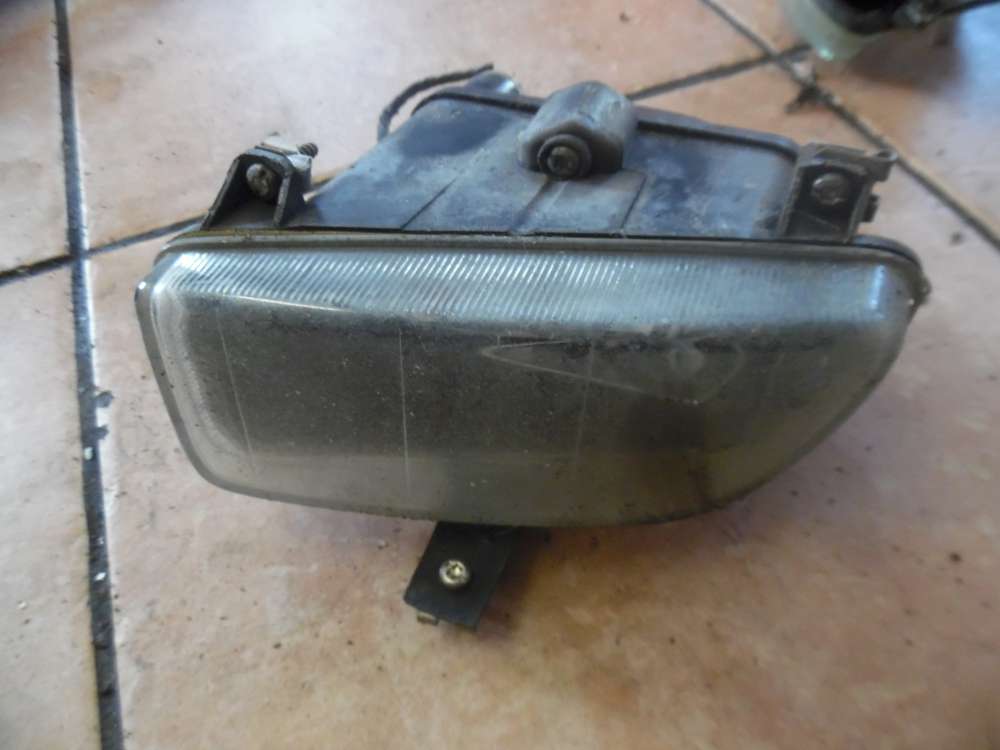Ford Mondeo II Nebelscheinwerfer Links 93BB-15K233
