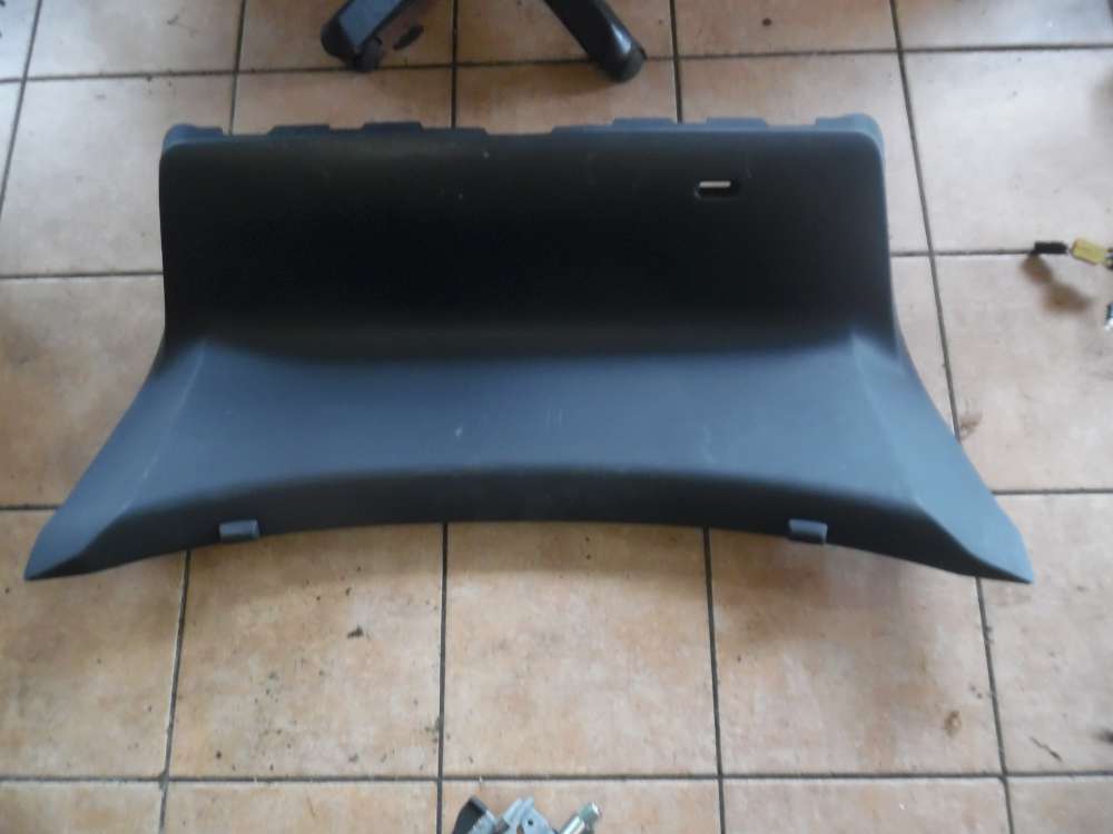 Skoda Octavia 1U Abdeckung Heckklappenverkleidung 1U6867607