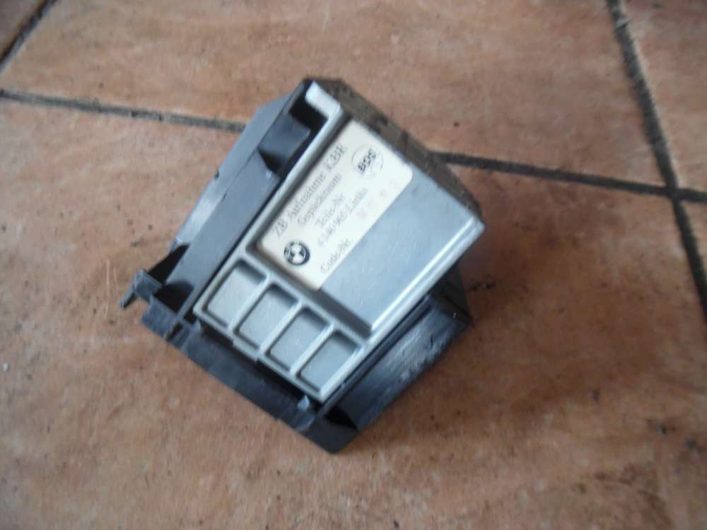 BMW 3er E91 Halter Abdeckplatte Auslasshalterung Hinten Links 4146965