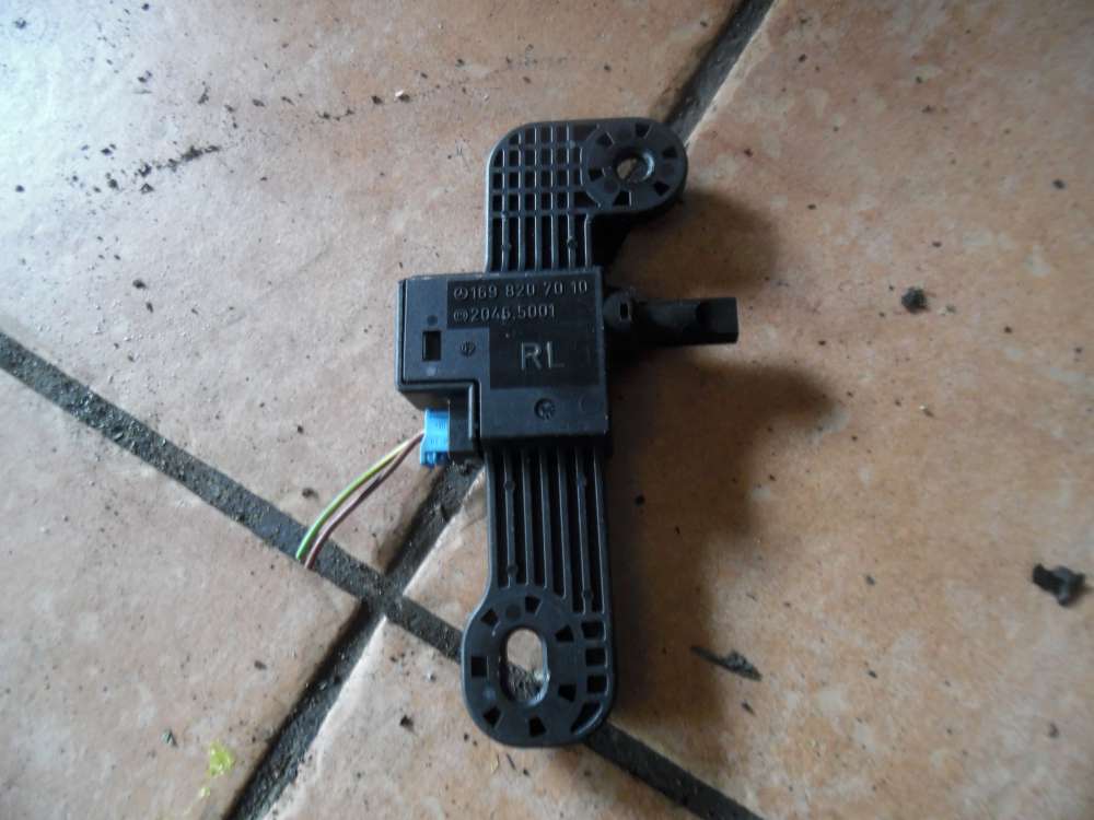 Mercedes-Benz A-Klasse W169 Schalter f�r Sitzeinbauerkennung A1698207010