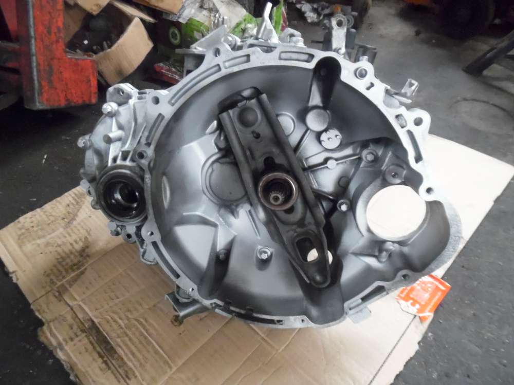 Mitsubishi Colt Z30 1,5 Getriebe Schaltgetriebe 5-gang