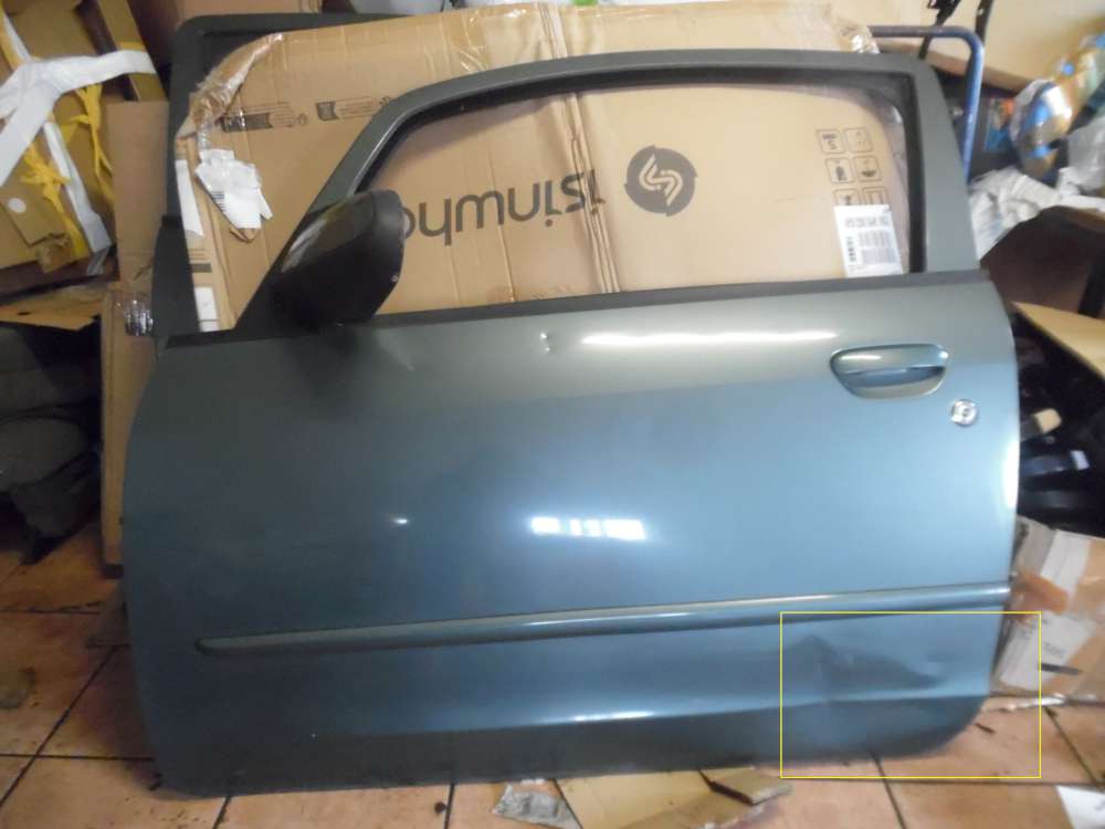 Mitsubishi Colt Z30 3-Trer Tr Vorne Links grn : 21D