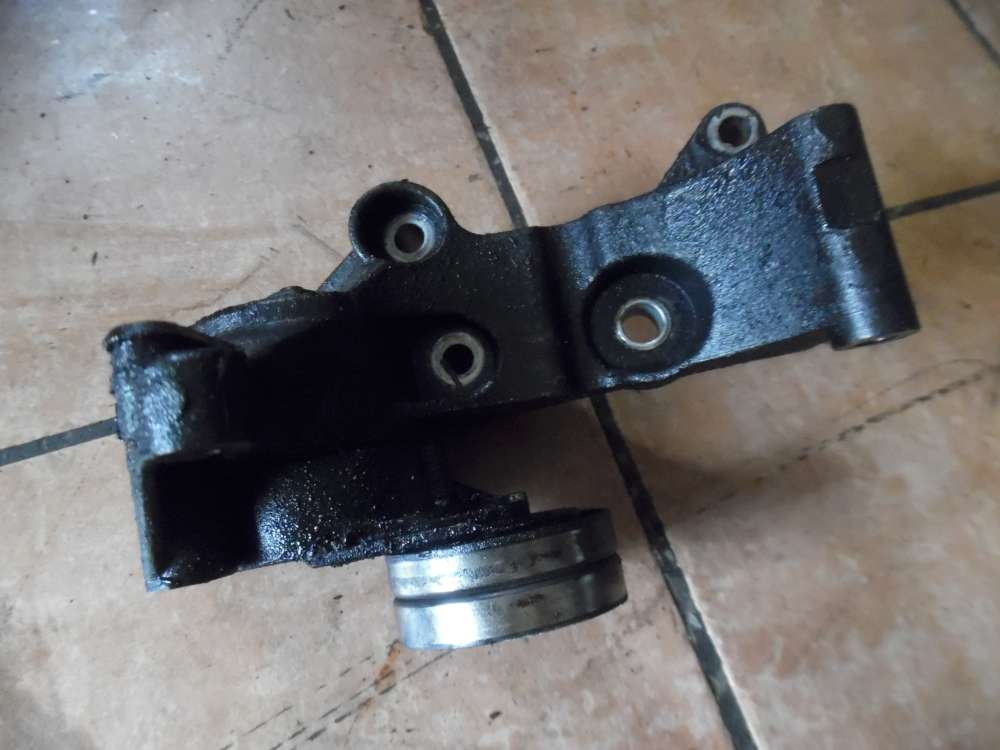 Opel Zafira B 1,7TDCi Halterung Motorlager 