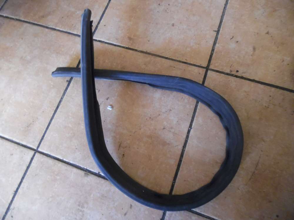 Opel Zafira B Motorhaubendichtung Dichtung 