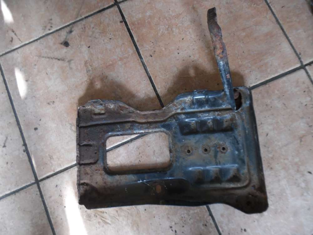 Mercedes-Benz C-Klasse W203 Batteriehalter