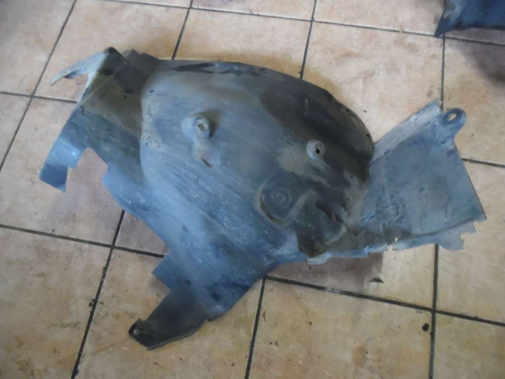 Mercedes-Benz C-Klasse W203 Radhausschalle Hinterteil Vorne Rechts A2038841222