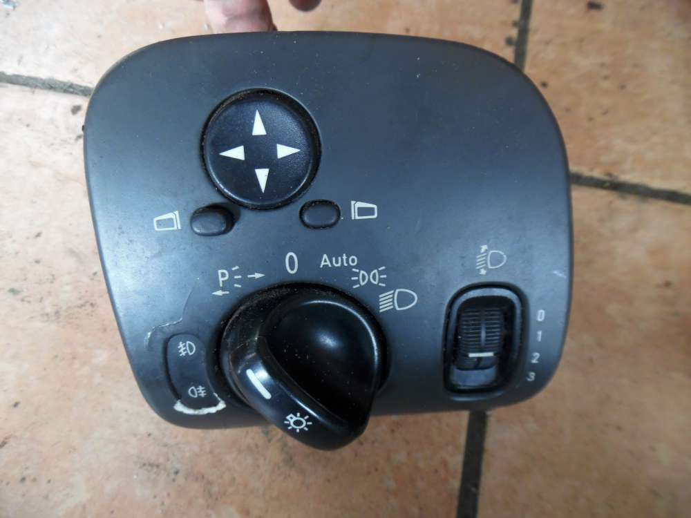 Mercedes-Benz C-Klasse W203 Lichtschalter Schalter A2035450604 
