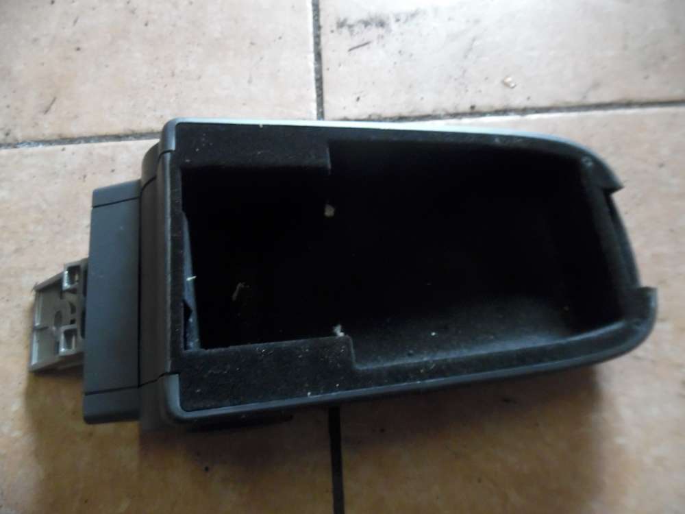 Kia Shuma II Armlehne 