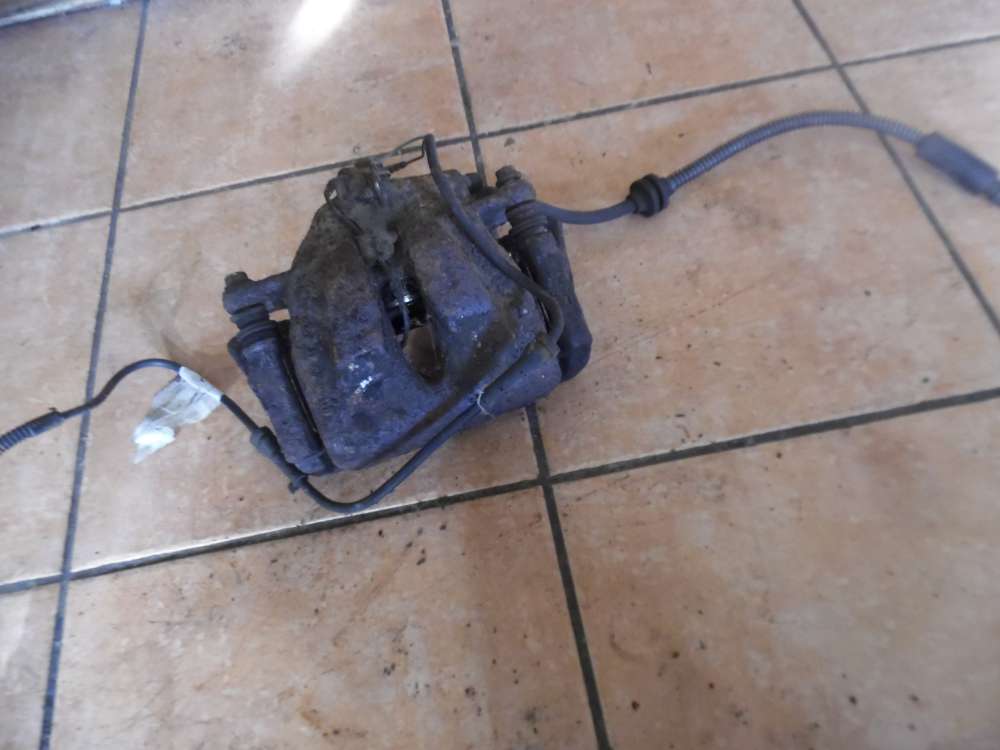 Peugeot 807 Bremssattel Sattel Vorne Links