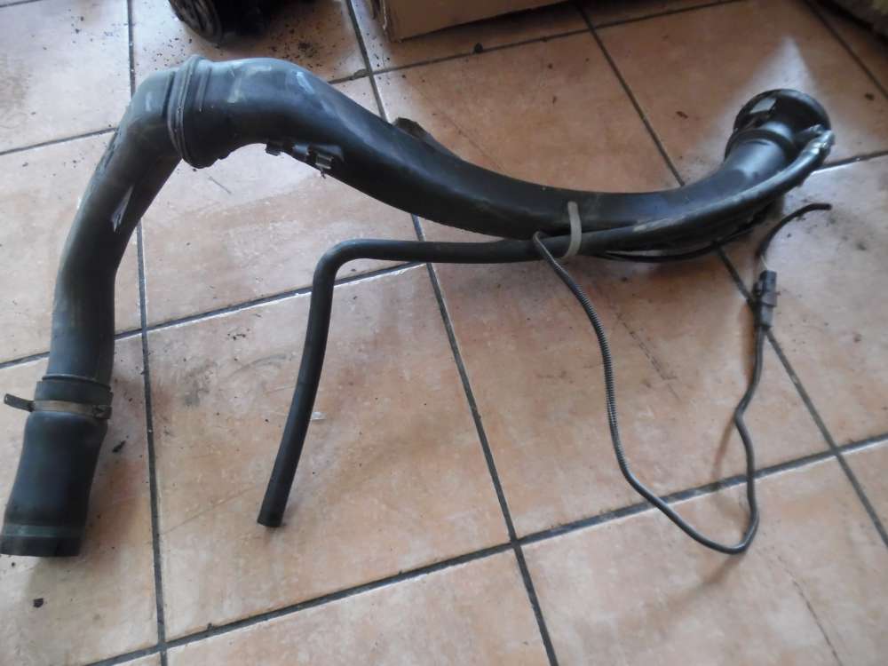 Peugeot 807 Einfllstutzen Tankrohr