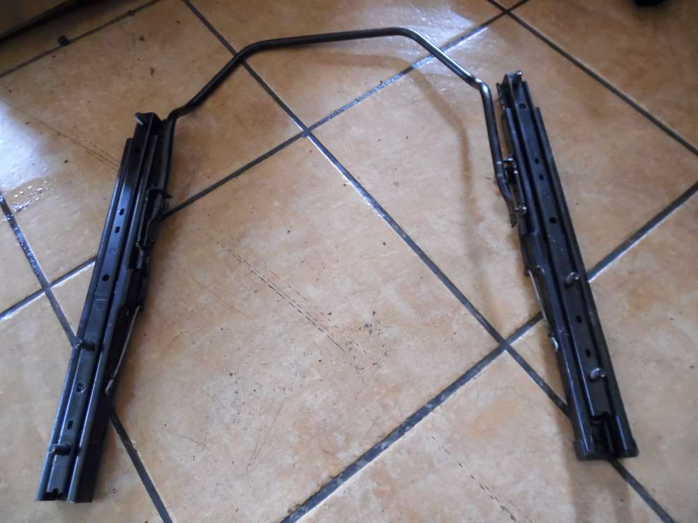 Peugeot 807 Sitzschiene Sitzkonsole Vorne