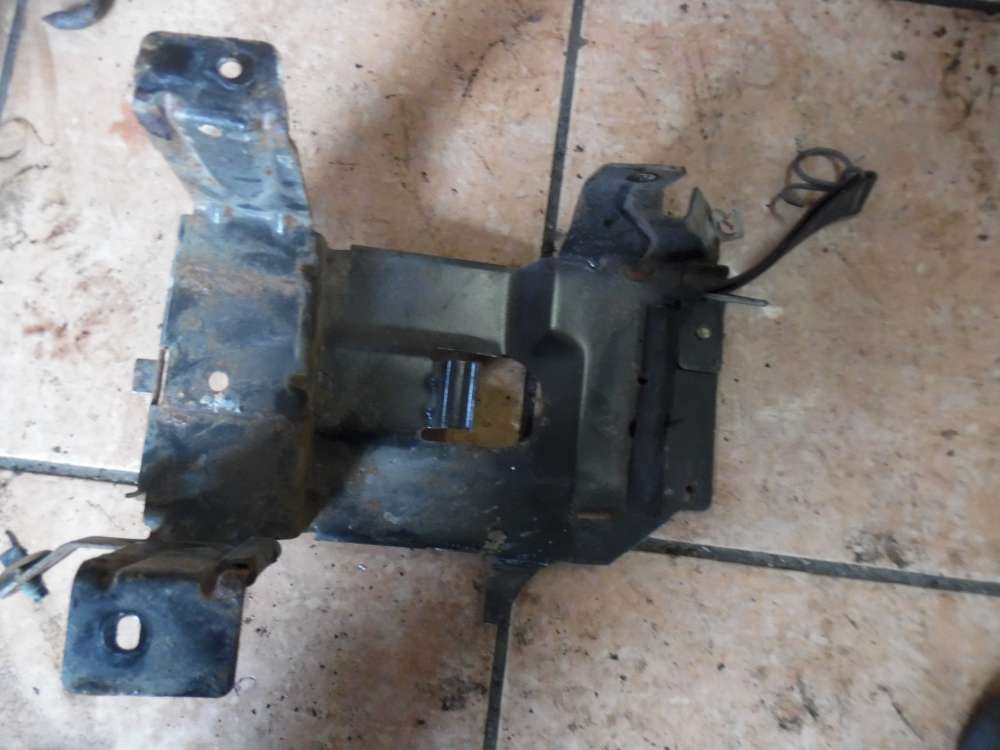 Peugeot 807 Batteriehalter