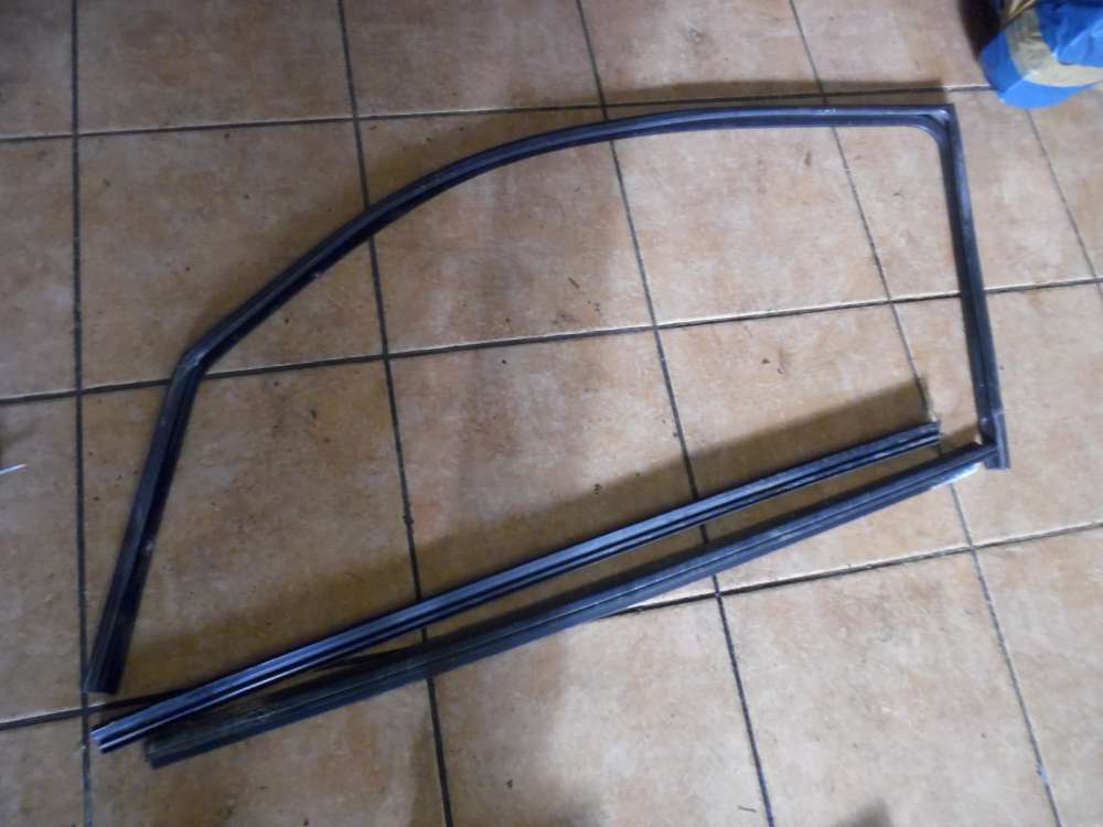 Ford Focus I Fensterrahmen Fensterleiste Vorne Rechts