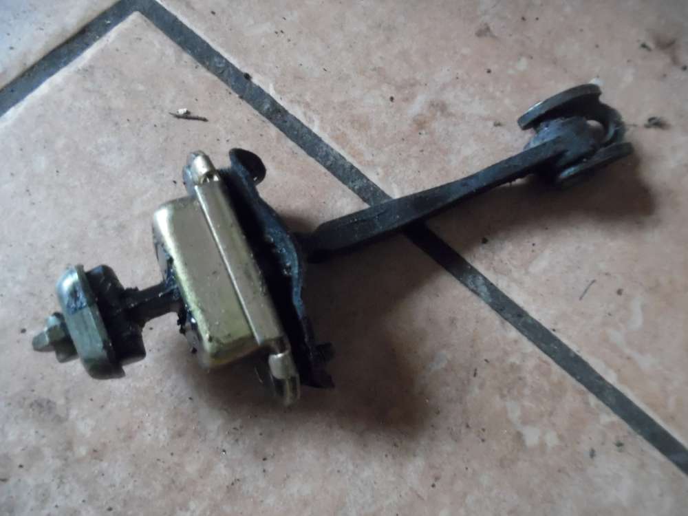 Ford Focus I T�rfeststeller T�rfangband Vorne Links