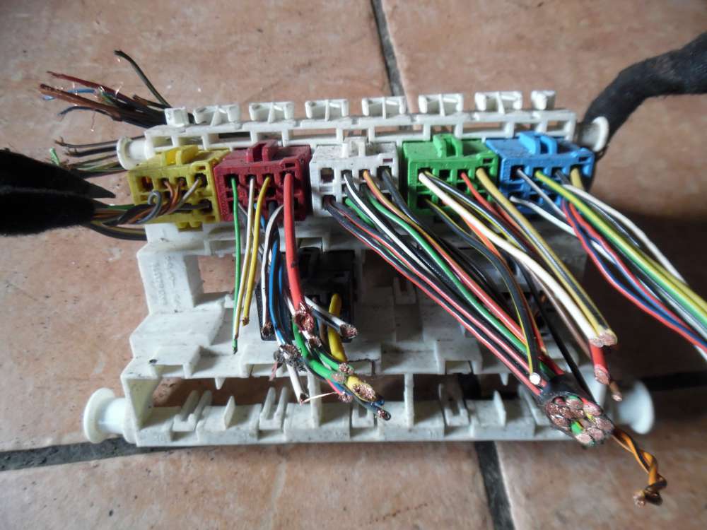 VW Lupo 6X Relaishalter 