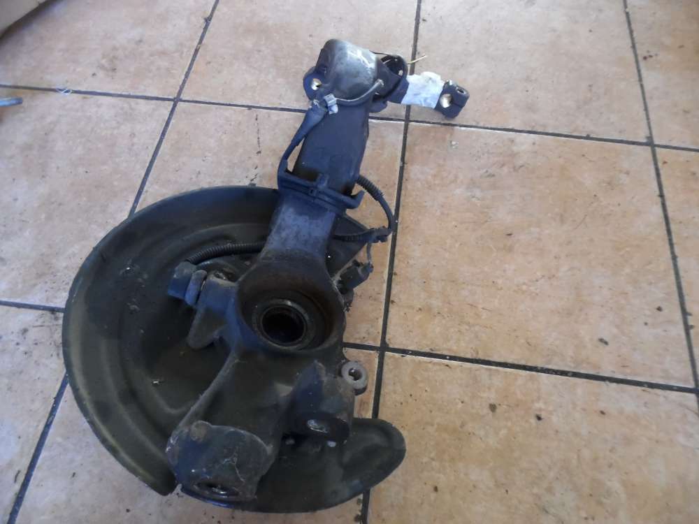VW Passat 3B Achsschenkel Radnabe Vorne Rechts