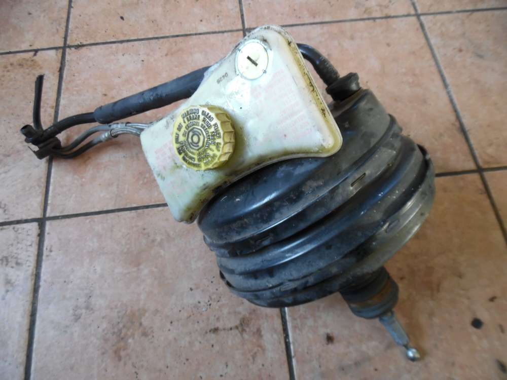 VW Passat 3B Bremskraftverstrker Hauptbremszylinder 3B0614105