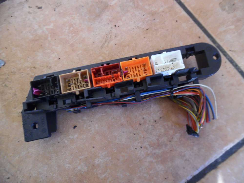 VW Passat 3B Relaistrger