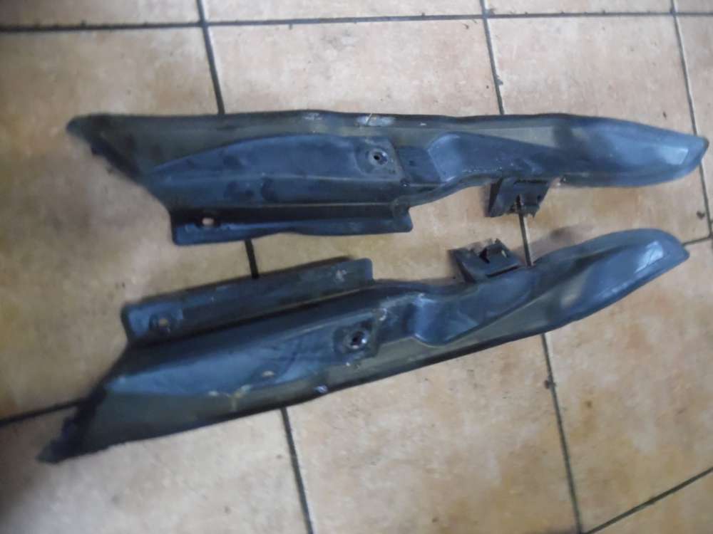 VW Passat 3B Verkleidung Kotflgel Innen 3B0821111 3B0821112