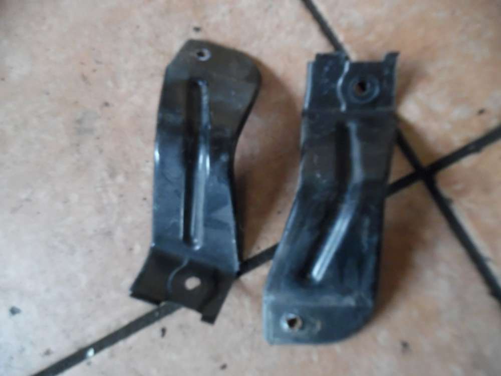 VW Passat 3B Sttze Kotflgelsttze Halter 3B0821237 3B0821238