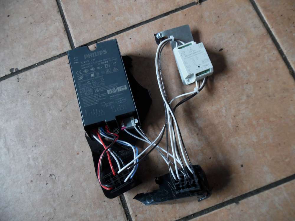 Peugeot 206 Philips SR LED driver Xi SR 40W 0.2-0.7A SNEMP 230V 9290021790