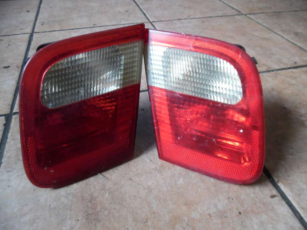 BMW E46 320d Limo Heckleuchte Innen 8364923 8364924