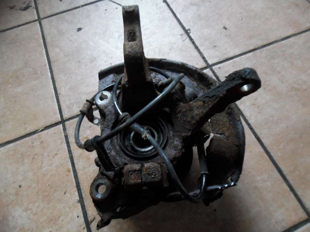 Mitsubishi Carisma Achsschenkel Radnabe Vorne Rechts