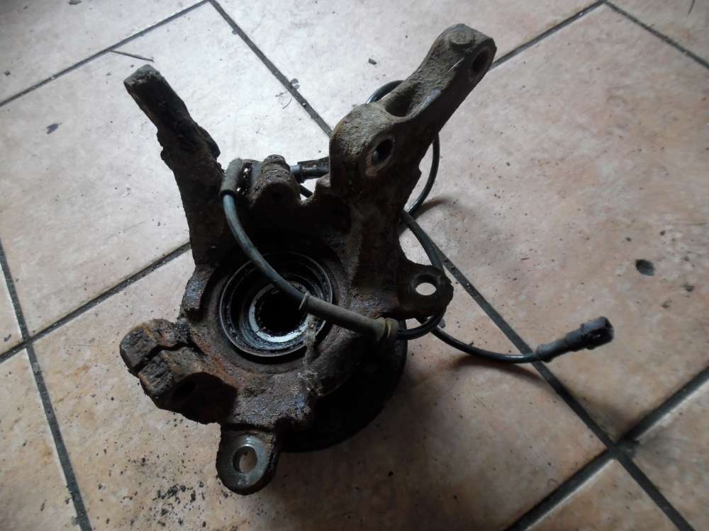 Mitsubishi Carisma Achsschenkel Radnabe Vorne Links