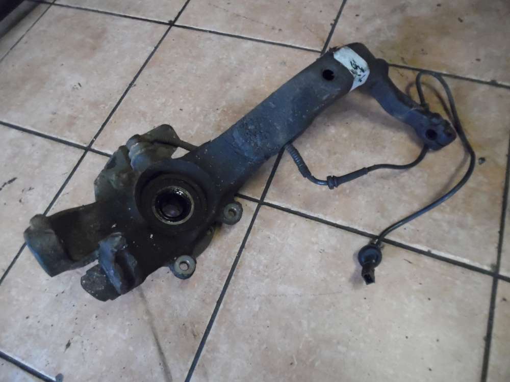 Audi A4 B5 Achsschenkel Radlager Vorne Rechts 8D0407258