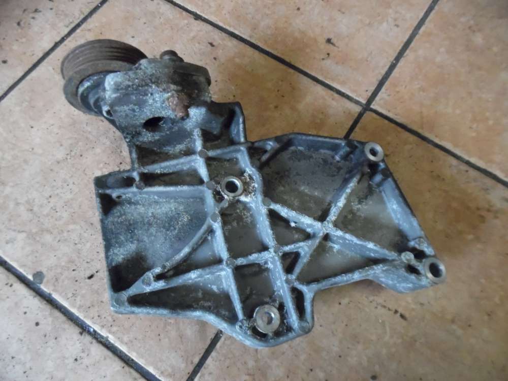 Audi A4 B5 Klimakompressorhalter 058260885