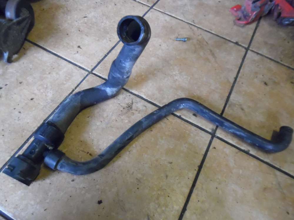 Audi A4 B5 K�hlwasserschlauch 8D0121055