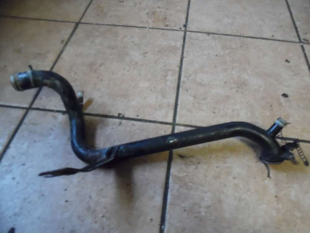Audi A4 B5 K�hlerschlauch K�hlwasserrohr 058121071