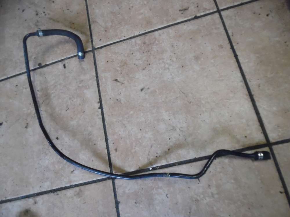 Audi A4 B5 Verbindungsrohr 050133787