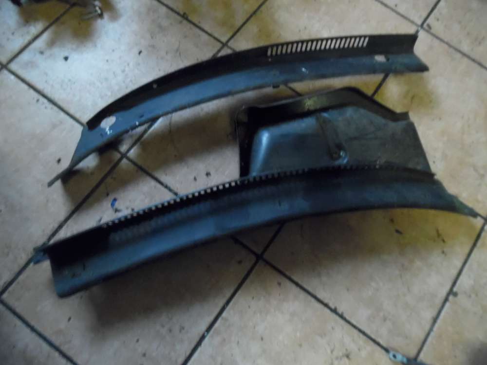 Audi A4 B5 Abdeckung Wasserabweiser Wasserkasten 8D1819403 8D1819404