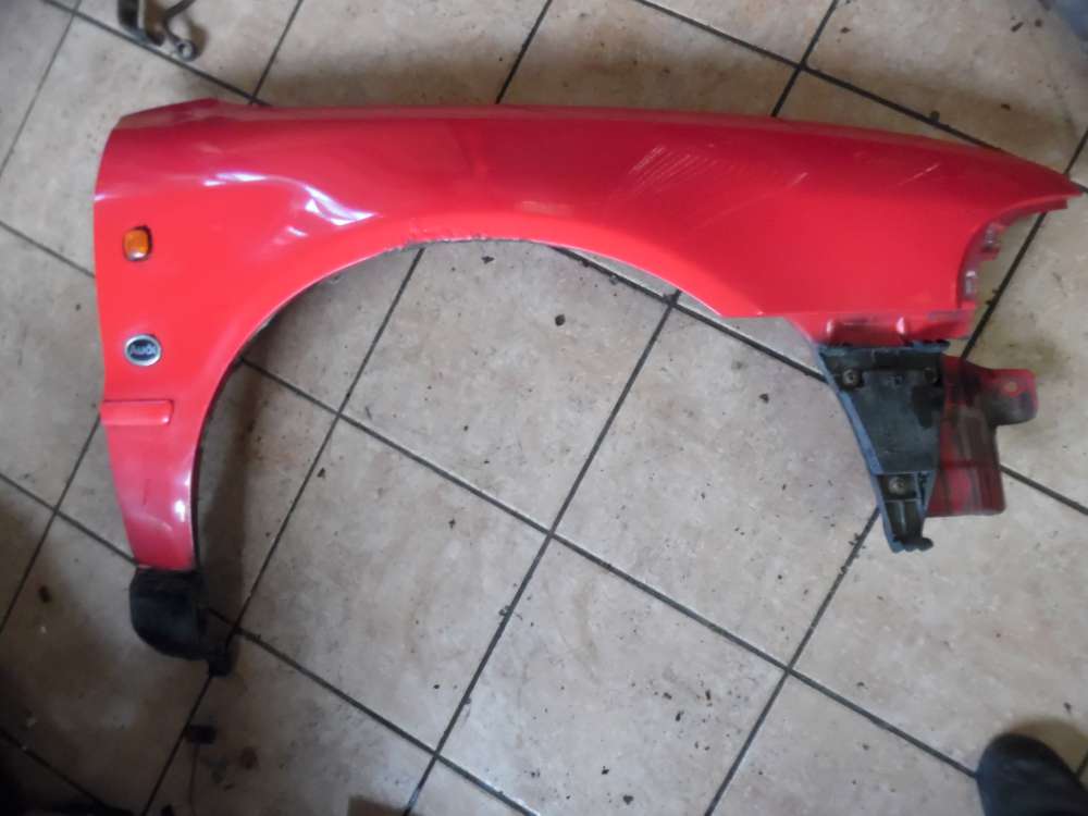 Audi A4 B5 Kotfl�gel Rechts Rot 